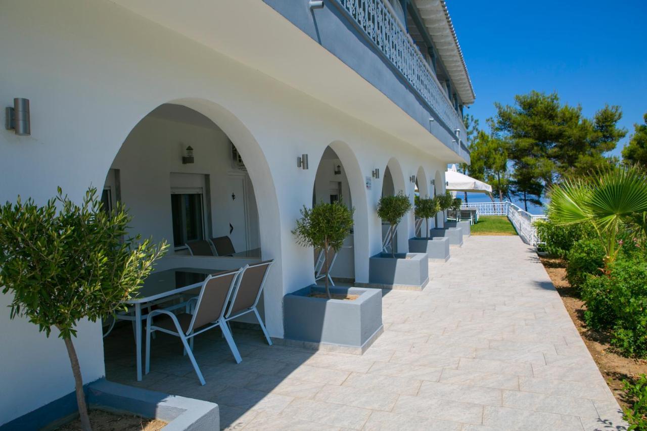 Aelia Sea View Studios Afytos Exterior photo
