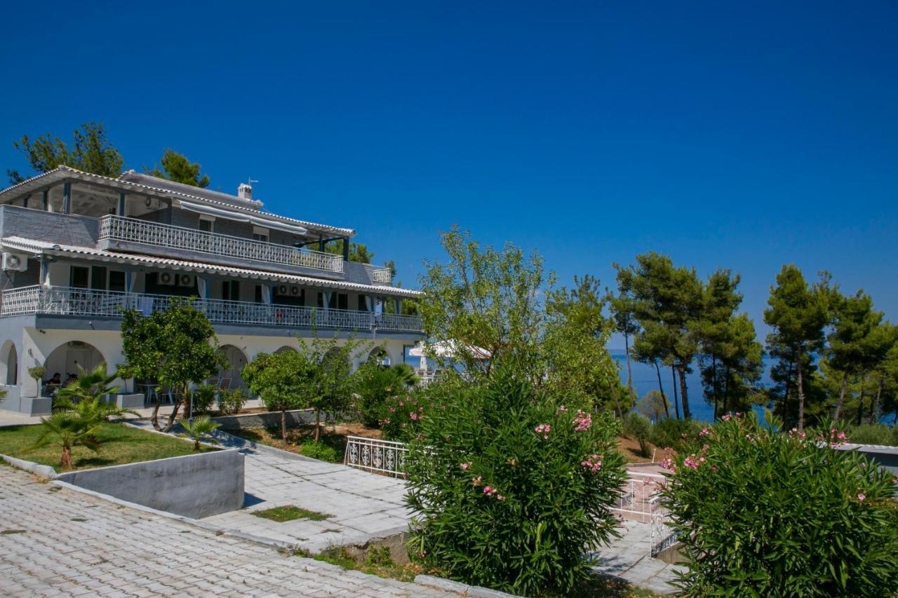 Aelia Sea View Studios Afytos Exterior photo