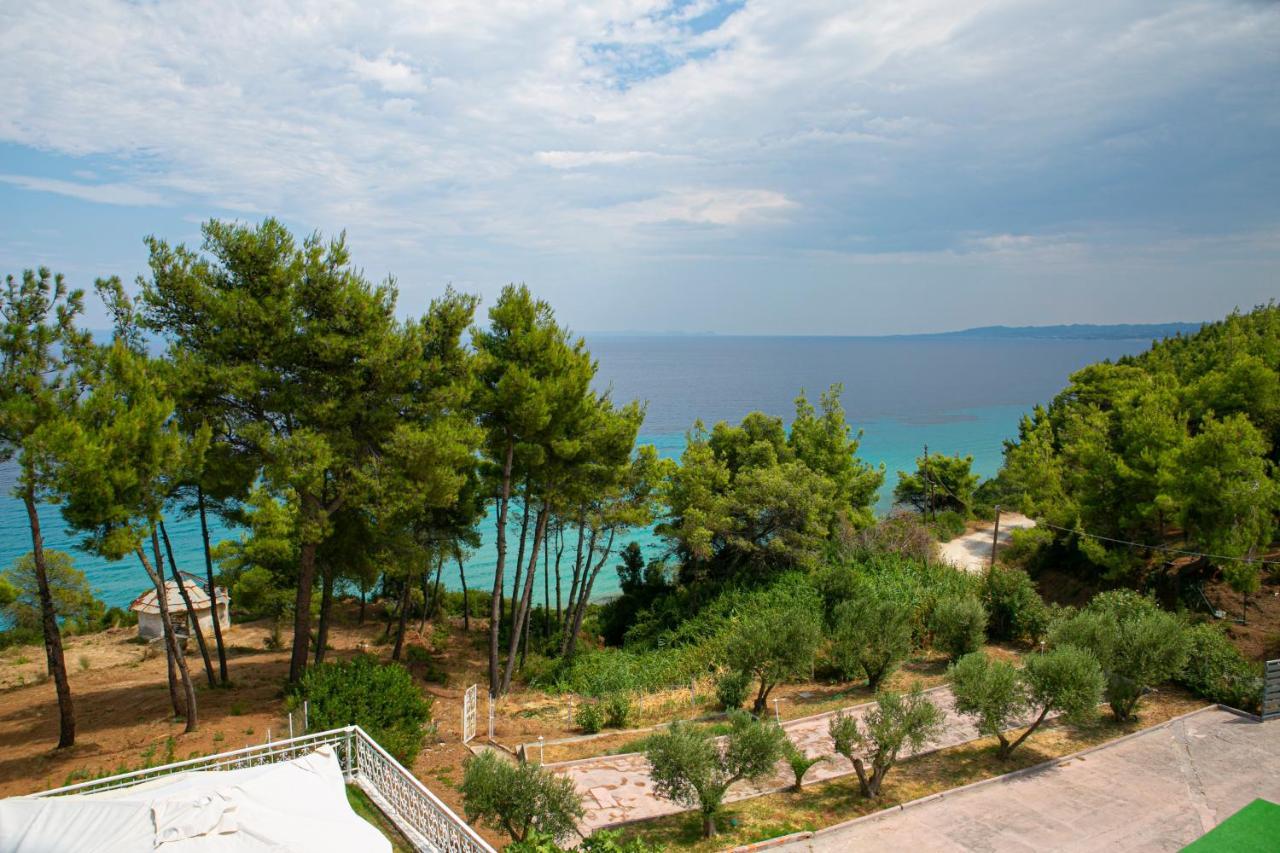 Aelia Sea View Studios Afytos Exterior photo